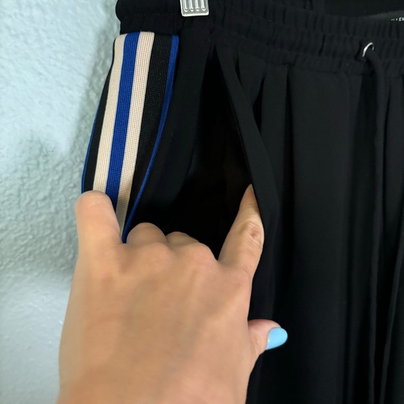 Karen Millen Wide Leg Sporty Trousers Black with Blue White Side Stripe - Picture 10 of 11